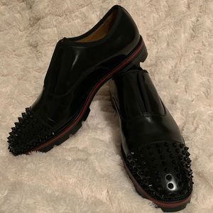 Christian Louboutin Flat/leather Spike
